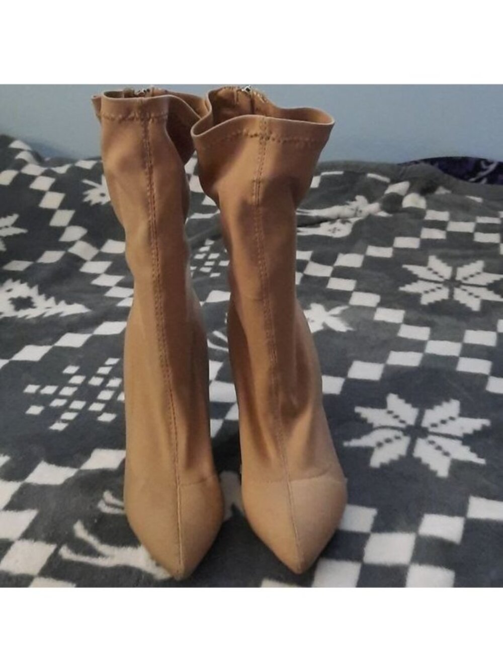 Simmi Beige Tan Back Zipper 4 Inch High Heel Sock Booties Size 5